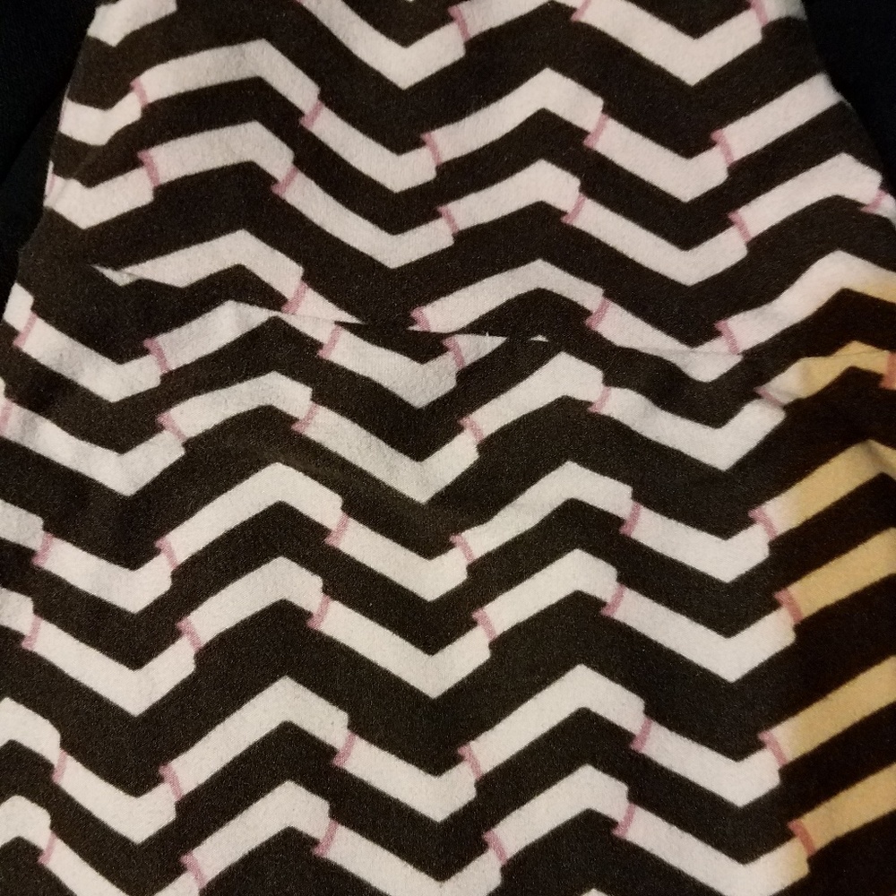 Lularoe  Chevron Leggings